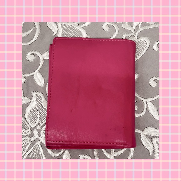 Never used Giuly Leather Wallet - Picture 2 of 6